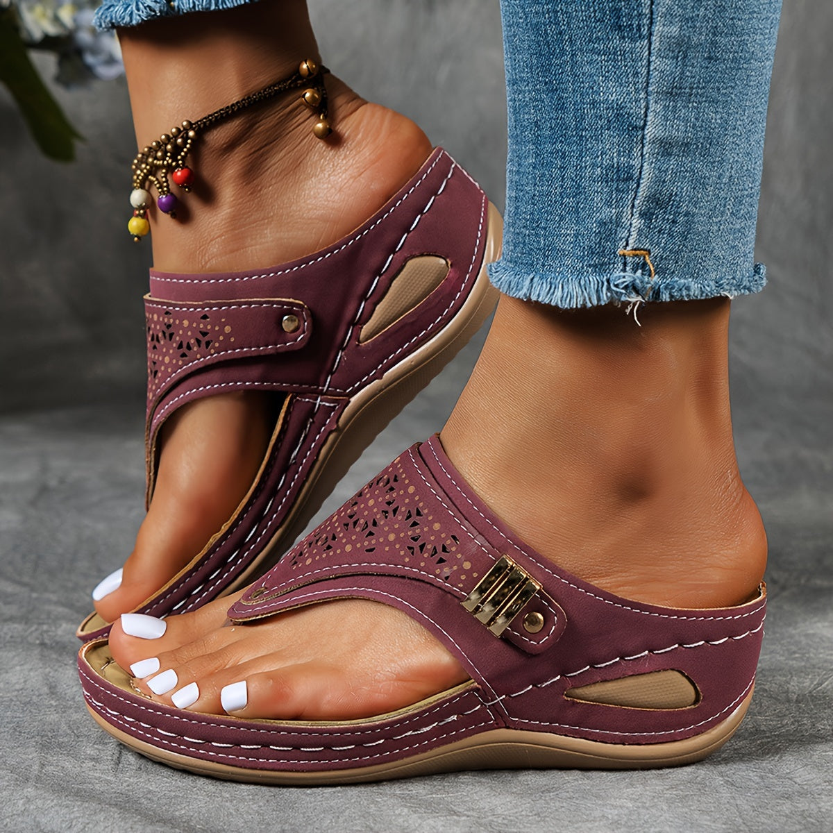 Women's Wedge Flip Flops, Comfy Hollow Arch Support Outdoor Slide Sandals, All-Match Soft Sole Slide Shoes 👡🌞✨