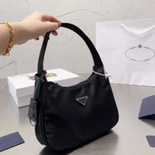 Designer Bag Shoulder Bags Luxury Handbag Wallet Fashion Leather Crossbody Clutch Half Moon Bag for Woman Mens Underarm Even Crescent Bags Classic Beach Lady Purse6