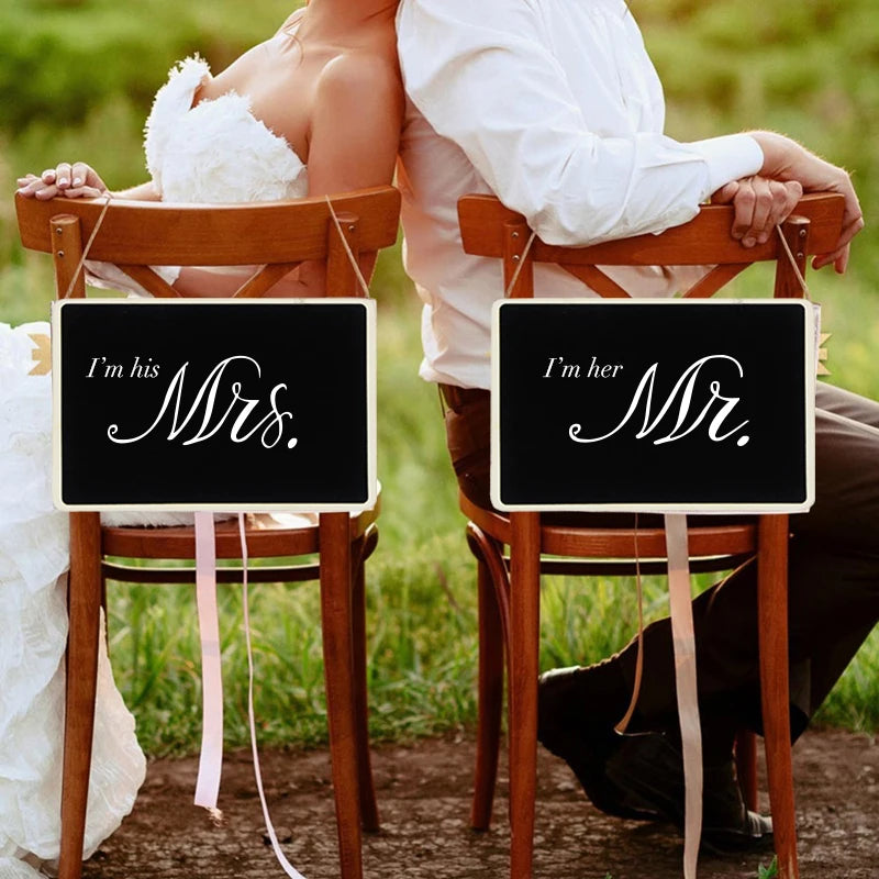 Rustic Wedding Wooden Blackboard – Customizable Mr. & Mrs. Sign for Bridal Showers, Birthdays, and Home Decor 🎉👰