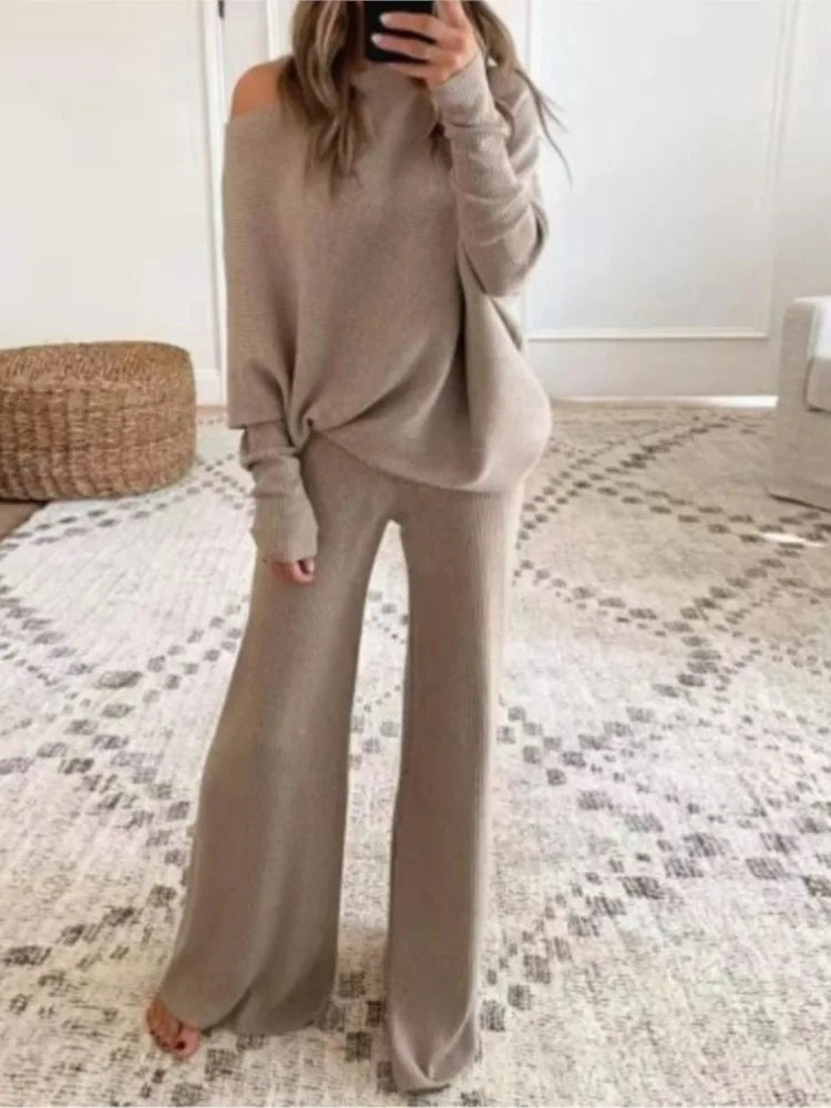 🌟 Women's Elegant 2-Piece Knitted Suit – Long-Sleeved Bateau Collar Top + Wide-Leg Pants  🌟