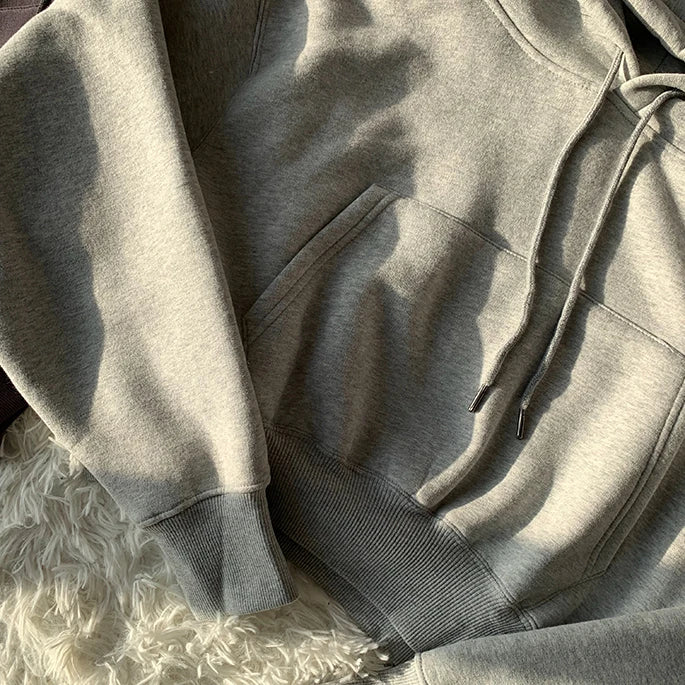 💖 Stay Cozy and Stylish with Our Women’s Fleece Tracksuit Set! 👟✨