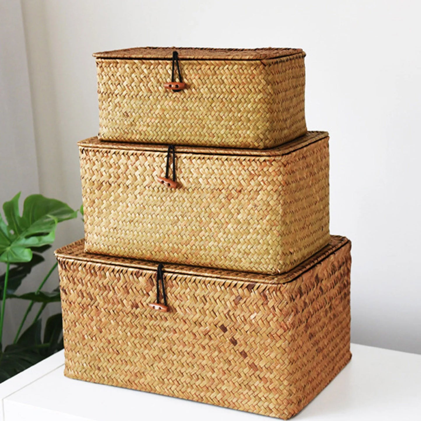 Handmade Wicker Storage Basket with Lid – Rattan Organizer for Laundry, Toys & More