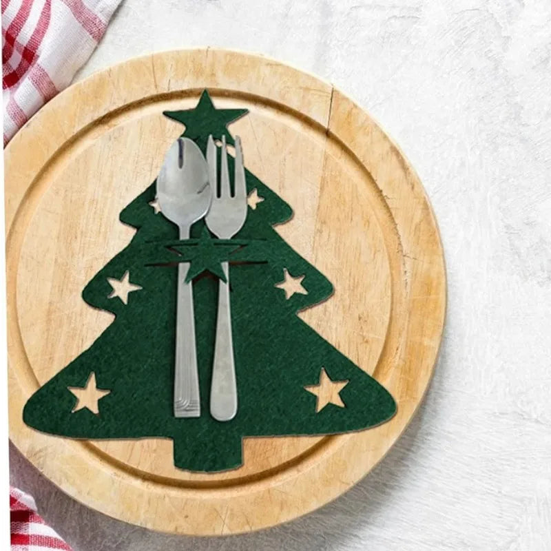 🎄 4PCS Christmas Cutlery Bag Set | Elk & Xmas Tree Knife and Fork Holders | Non-Woven Fabric Table Decor 🎉