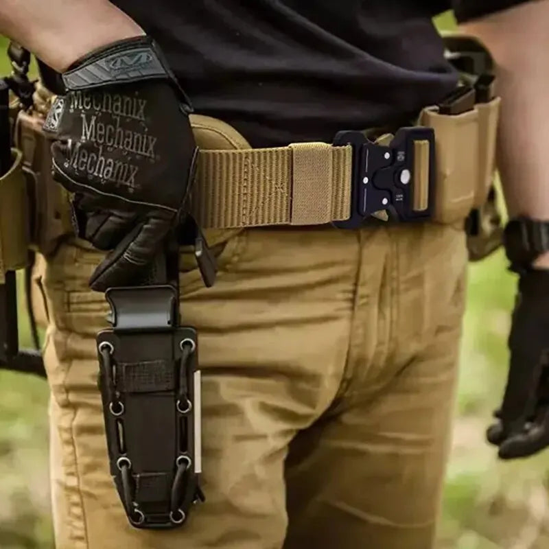 🎒 Ready for the Outdoors? Don’t Forget This Multi-Function Belt! 🔥