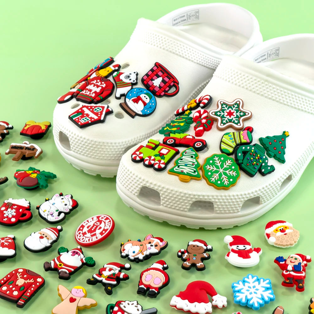 1/20/50pcs Merry Christmas Shoe Charms for Men Women Kids Santa Xmas Hat Pins Shoe Decorations Party Accessories Gift Ornament