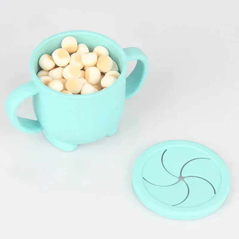 👶 Kids Silicone Snack Cup – Safe & Portable Food Storage 🍼