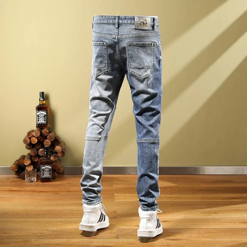 🚶‍♂️ Step Out in Style with These Casual Ripped Jeans! 🌟