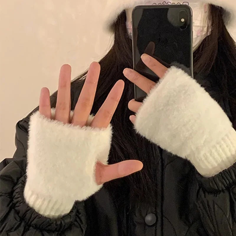 🧤 Luxurious Mink Fleece Half Finger Gloves – Stay Warm in Style! ❄️✨