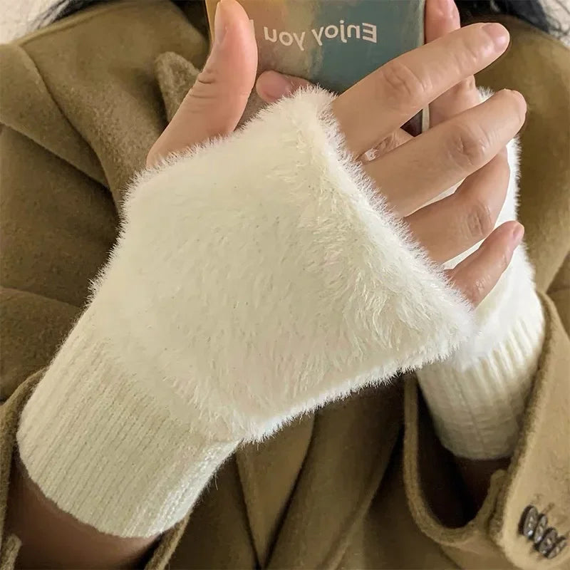 🧤 Luxurious Mink Fleece Half Finger Gloves – Stay Warm in Style! ❄️✨