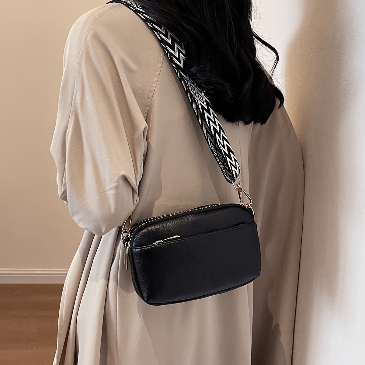 Minimalist Vegan Crossbody Bag - Fashion PU Shoulder Bag